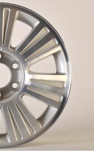 refinished alloy wheel