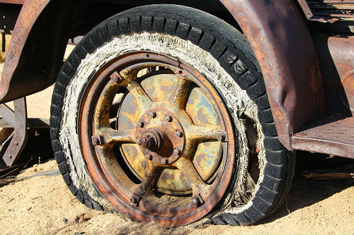 rusty-wheel